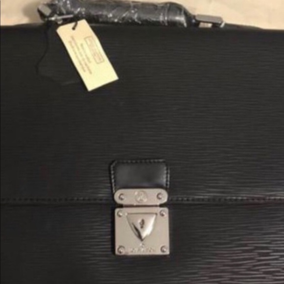 Louis Vuitton Black Epi Leather Robusto 2Briefcase - Picture 2 of 7